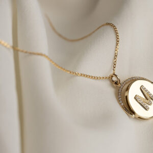 Bertha Moving Pendant