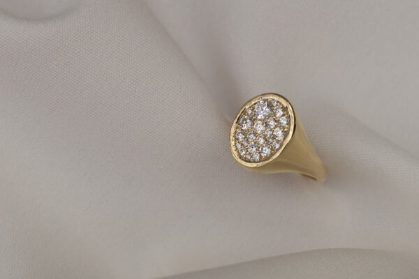 Peony Diamond Signet